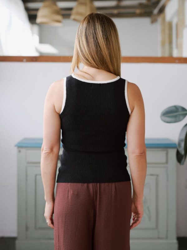 CONTRAST VEST - Image 3
