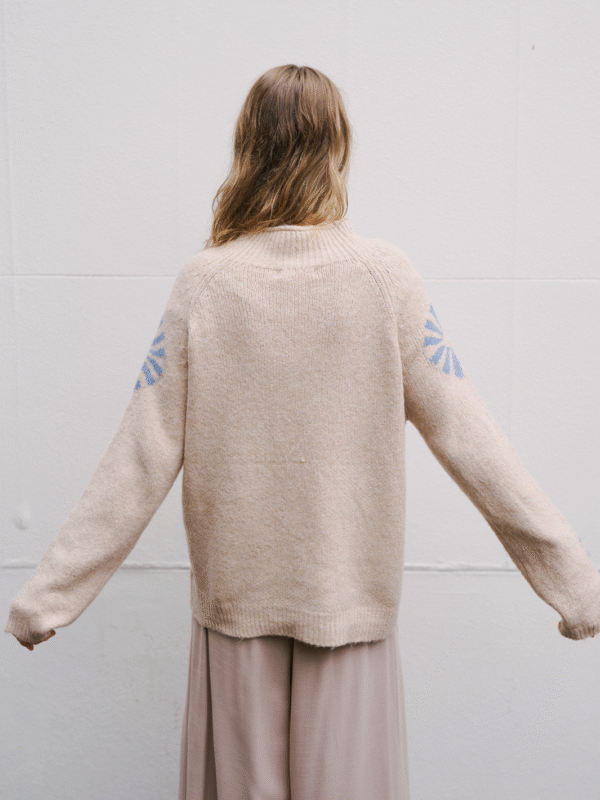 SNOWFLAKE KNIT - Image 5